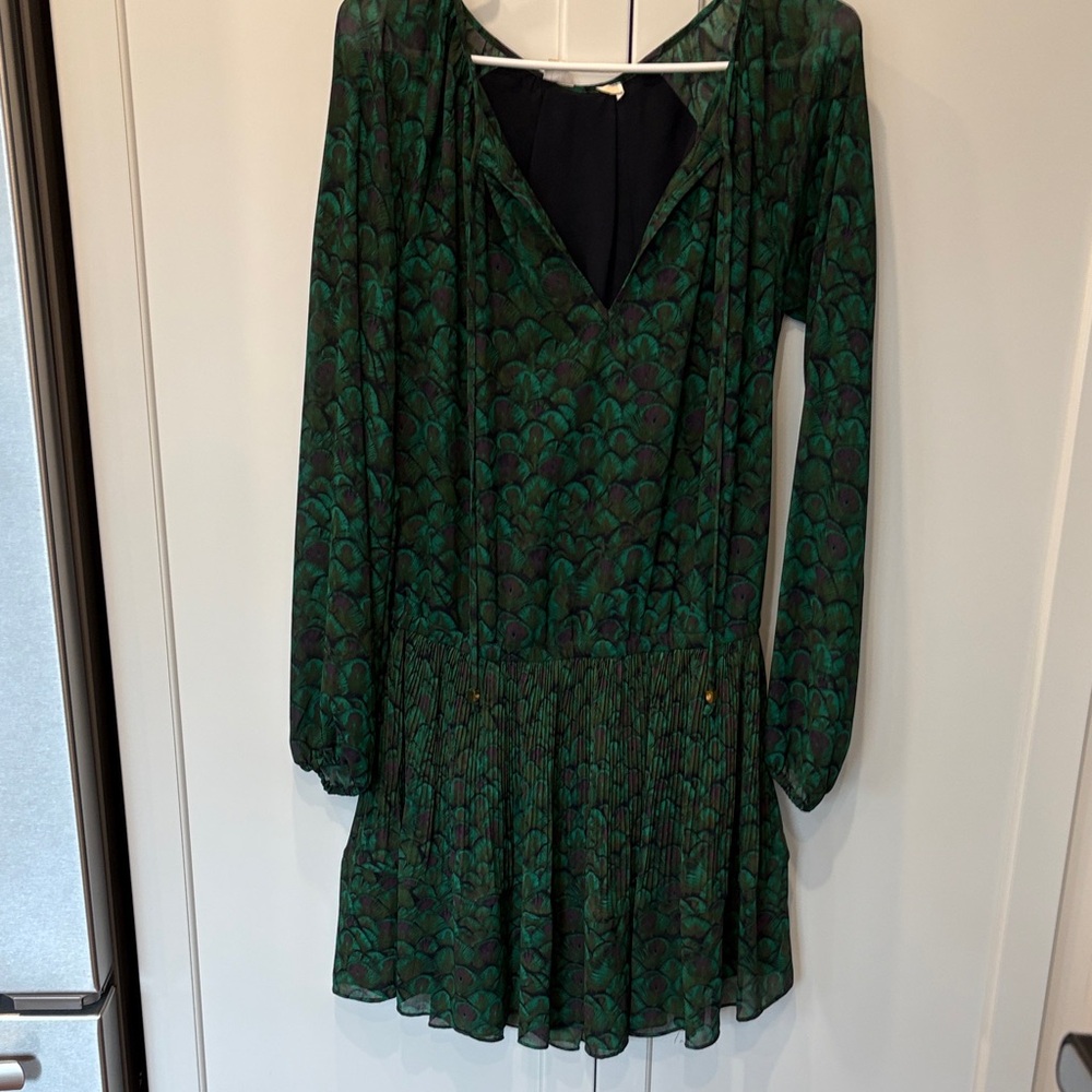 MICHAEL Michael Kors Green and Black L/s pleated Dress 37” long